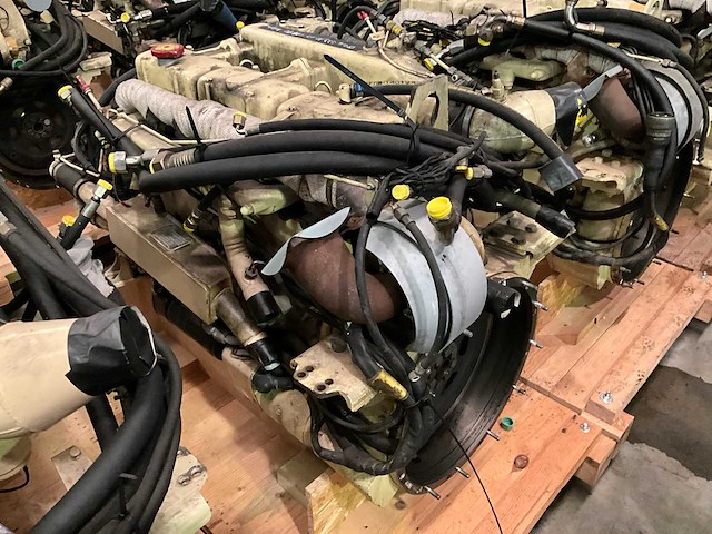 Steyer - wd612.95 - diesel engine - afbeelding 16 van  19