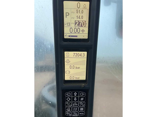 Steyr - cvt 6165 - 4-wheel drive tractor - 2016 - afbeelding 8 van  17