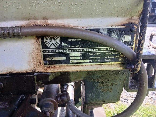 Steyr 8075 smalspoor tractor - afbeelding 14 van  16