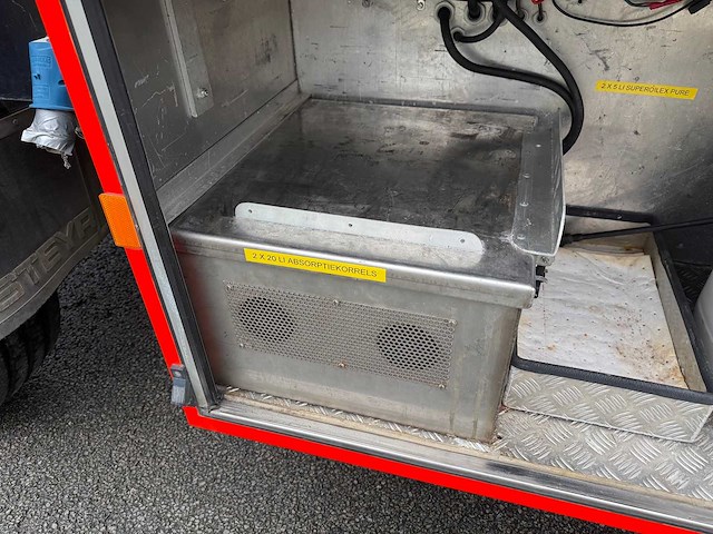 Steyr tankwagen - 1996 - brandweerwagen - afbeelding 17 van  49