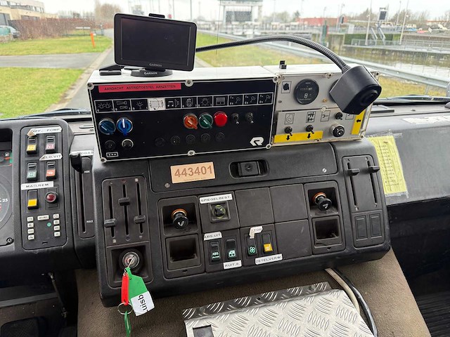 Steyr tankwagen - 1996 - brandweerwagen - afbeelding 37 van  49