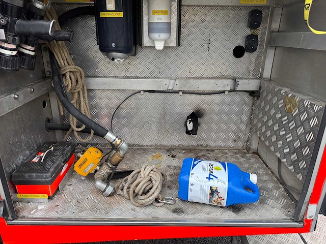 Steyr tankwagen - 1996 - brandweerwagen - afbeelding 5 van  38