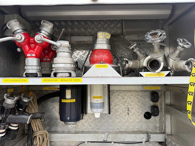 Steyr tankwagen - 1996 - brandweerwagen - afbeelding 6 van  38