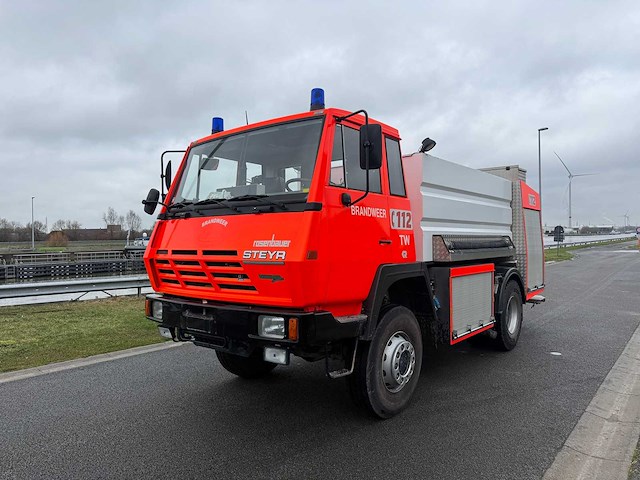 Steyr tankwagen - 1996 - brandweerwagen - afbeelding 29 van  32