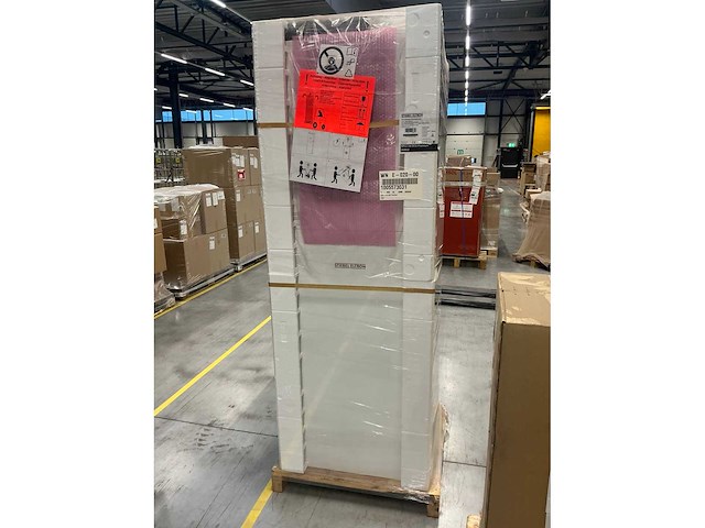 Stiebel eltron hpa-i 04 dcs premium warmtepomp bodem water - afbeelding 2 van  3