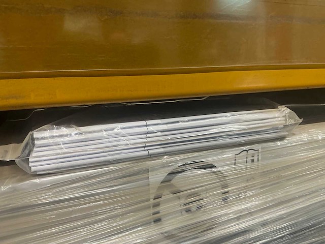 Stiebel eltron hpa-o 13 c premium compact d set 1 warmtepomp lucht water - afbeelding 1 van  2