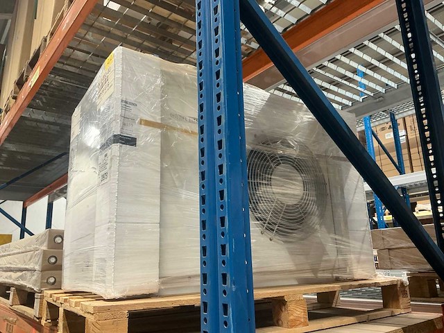 Stiebel eltron hpa-o 4 cs plus compact d set warmtepomp lucht water - afbeelding 2 van  4