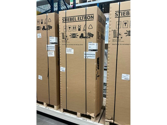 Stiebel eltron shp-a 300 plus warmtepompboiler - afbeelding 1 van  2
