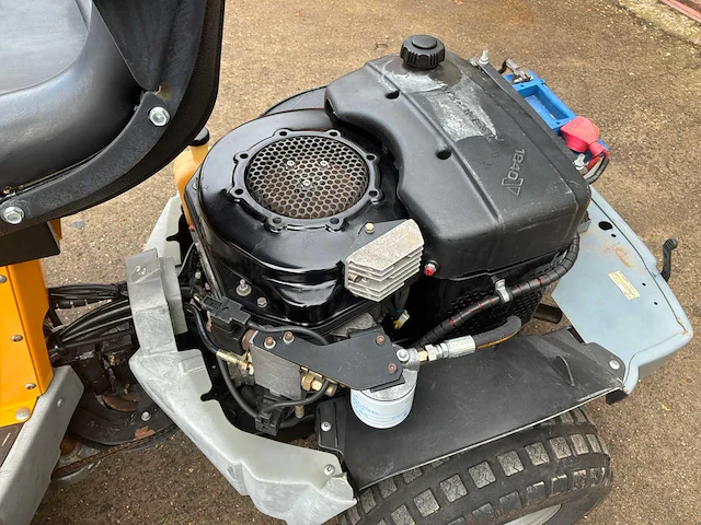 Stiga - park pro diesel - ride on lawn mower - afbeelding 10 van  12