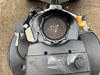 Stiga - park pro diesel - ride on lawn mower - afbeelding 9 van  12