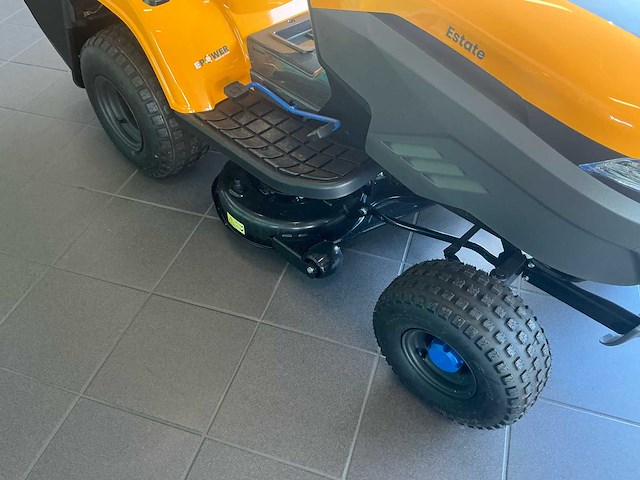 Stiga estate 384e electrische zitmaaier - afbeelding 5 van  16