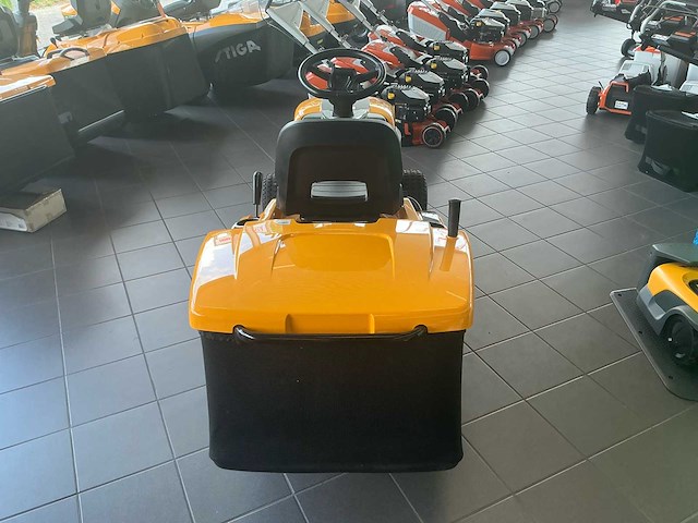 Stiga estate 384e electrische zitmaaier - afbeelding 11 van  16