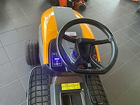 Stiga estate 384e electrische zitmaaier - afbeelding 15 van  16
