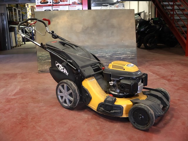 Stiga grasmachine - afbeelding 1 van  7