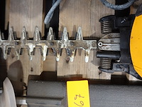 Stiga shp60 benzine heggenschaar - afbeelding 3 van  5