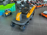 Stiga swift 372e electrische zitmaaier - afbeelding 1 van  13