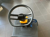 Stiga swift 372e electrische zitmaaier - afbeelding 12 van  13