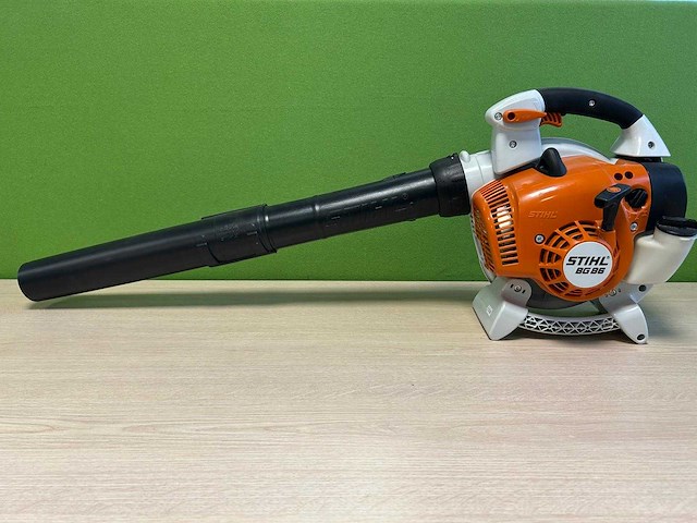 Stihl - bg86 - benzine bladblazer - afbeelding 1 van  8