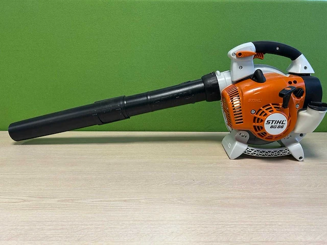 Stihl - bg86 - benzine bladblazer - afbeelding 1 van  8