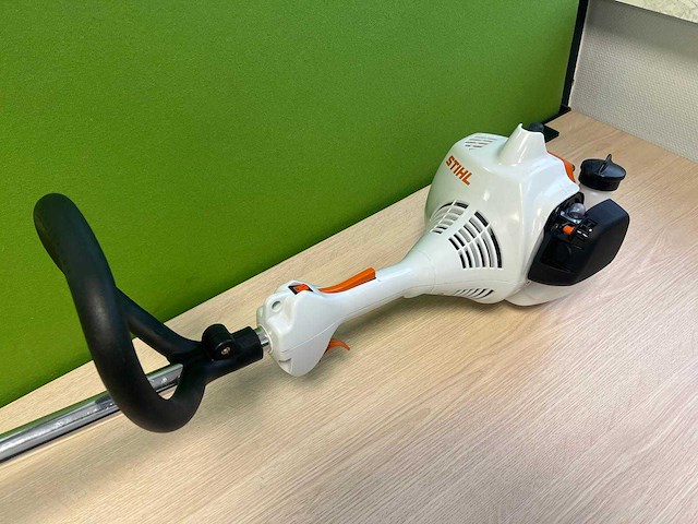 Stihl - fs38 - benzine kantenmaaier - afbeelding 5 van  11