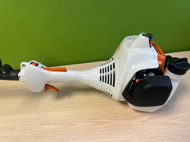 Stihl - fs38 - benzine kantenmaaier - afbeelding 6 van  11