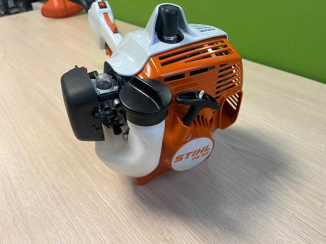 Stihl - fs38 - benzine kantenmaaier - afbeelding 7 van  11