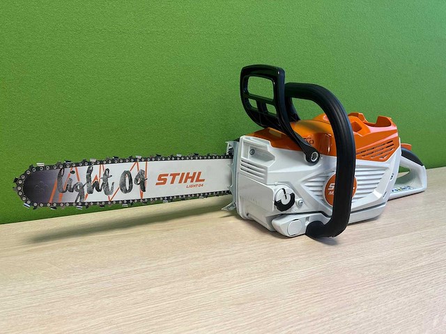 Stihl - msa300c - kettingzaag met ap300s accu en al101 acculader - afbeelding 15 van  21