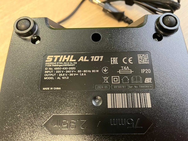 Stihl - msa300c - kettingzaag met ap300s accu en al101 acculader - afbeelding 13 van  13