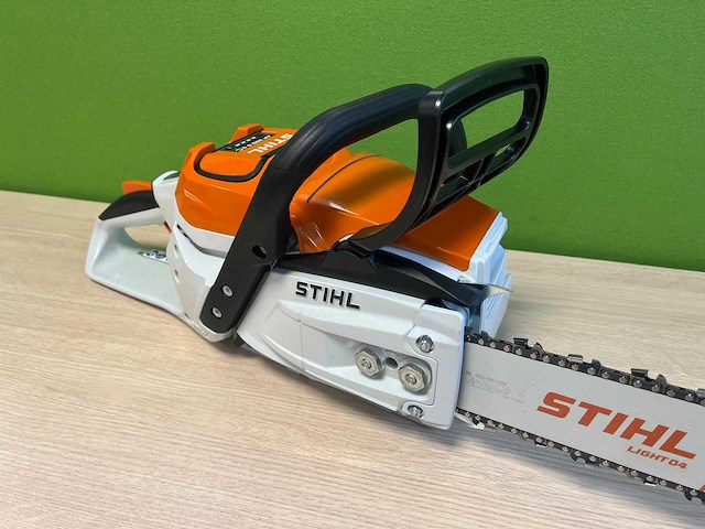 Stihl - msa300c - kettingzaag met ap300s accu en al101 acculader - afbeelding 2 van  17