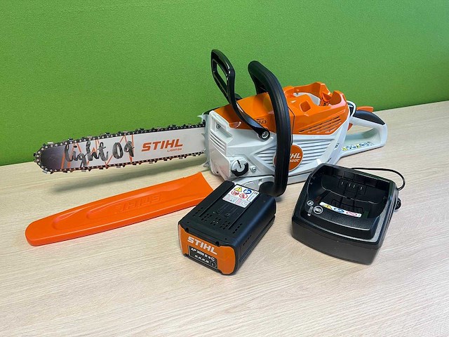 Stihl - msa300c - kettingzaag met ap300s accu en al101 acculader - afbeelding 1 van  21