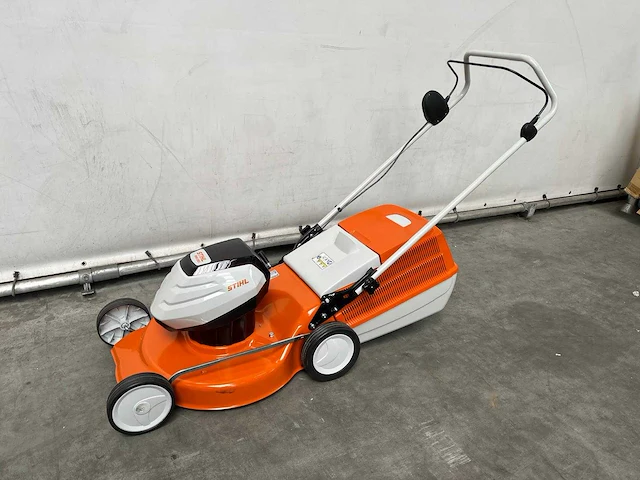 Stihl - rma253 - accu grasmaaier met ap200s accu en al101 lader - afbeelding 10 van  14