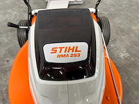 Stihl - rma253 - accu grasmaaier met ap300s accu en al101 lader - afbeelding 17 van  17