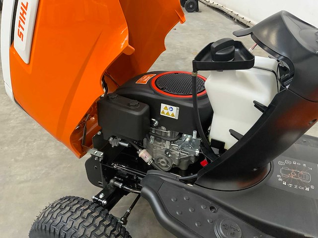 Stihl - rt 4097.1 sx - grasmaaier - zitmaair - afbeelding 9 van  19