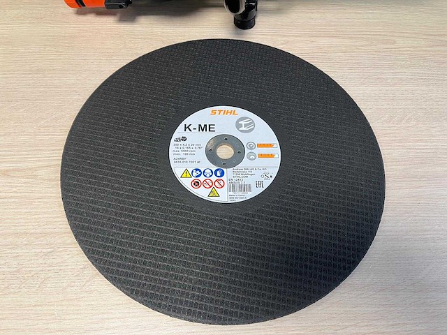 Stihl - ts420 - betonzaag 350mm - afbeelding 8 van  11