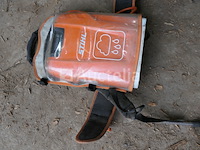 Stihl ar 2000 draagbare achterbeschermer batterij - afbeelding 4 van  8