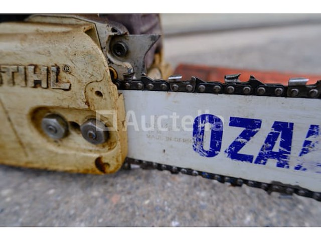 Stihl benzinekettingzaag onleesbaar model - afbeelding 3 van  5