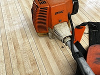 Stihl bosmaaier met harnas - afbeelding 2 van  4