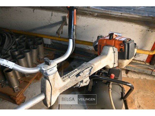 Stihl bosmaaier - afbeelding 3 van  5