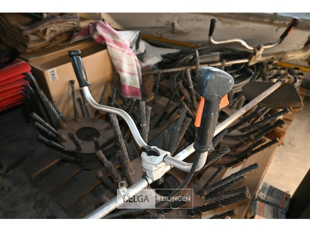 Stihl bosmaaier - afbeelding 3 van  5