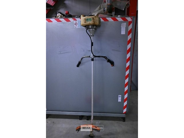 Stihl bosmaaier - afbeelding 1 van  4
