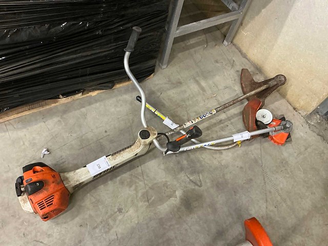 Stihl bosmaaier - afbeelding 1 van  6