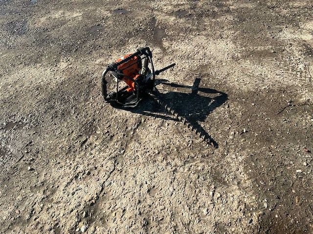 Stihl bt 131 grondboor - afbeelding 4 van  5