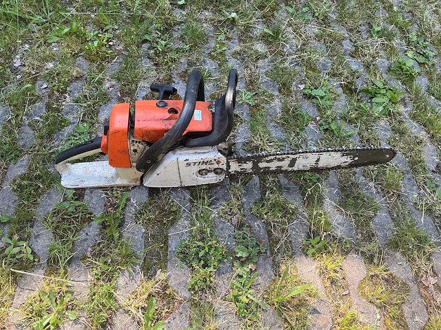 Stihl bt07 kettingzaag - afbeelding 2 van  5