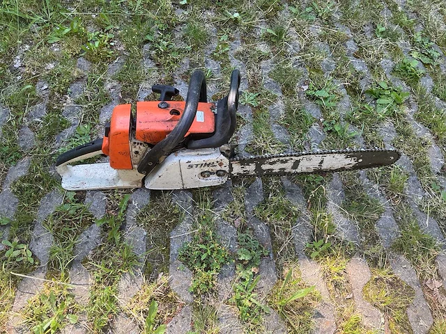 Stihl bt07 kettingzaag - afbeelding 2 van  5