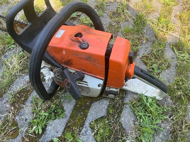 Stihl bt07 kettingzaag - afbeelding 4 van  5