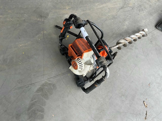 Stihl bt130 grondboor - afbeelding 3 van  6