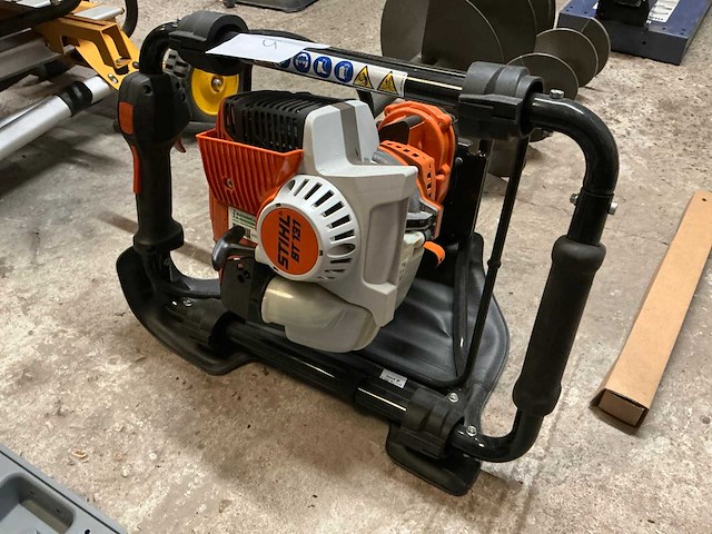 Stihl bt131 grondboor - afbeelding 2 van  7