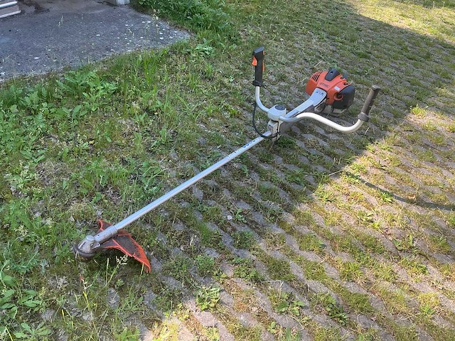 Stihl fs 561 c-em bosmaaier - afbeelding 2 van  8