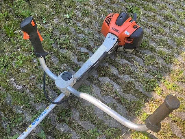 Stihl fs 561 c-em bosmaaier - afbeelding 4 van  8