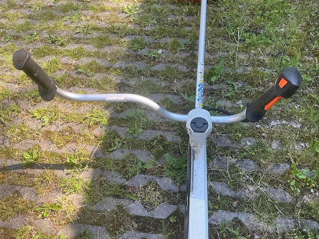 Stihl fs 561 c-em bosmaaier - afbeelding 5 van  8